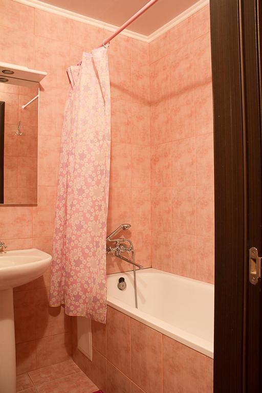 Apartments Near Center Vinnytsia Ngoại thất bức ảnh